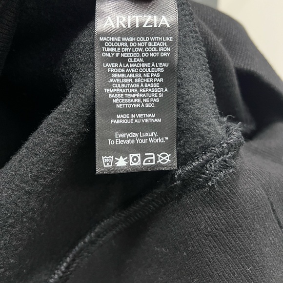 Aritzia Sweatfleece Cozy Fleece 1/4 Zip - Picture 4 of 7